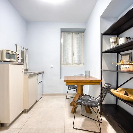 Bentzi...Boutique Apartment In Pangrati, Superior Suite Афины Экстерьер фото
